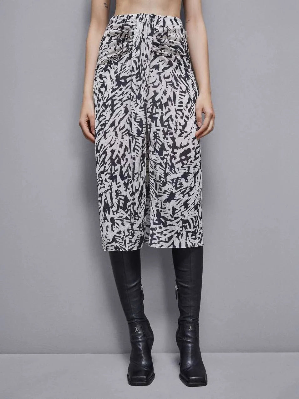 P Pepe Skirt 8G0428