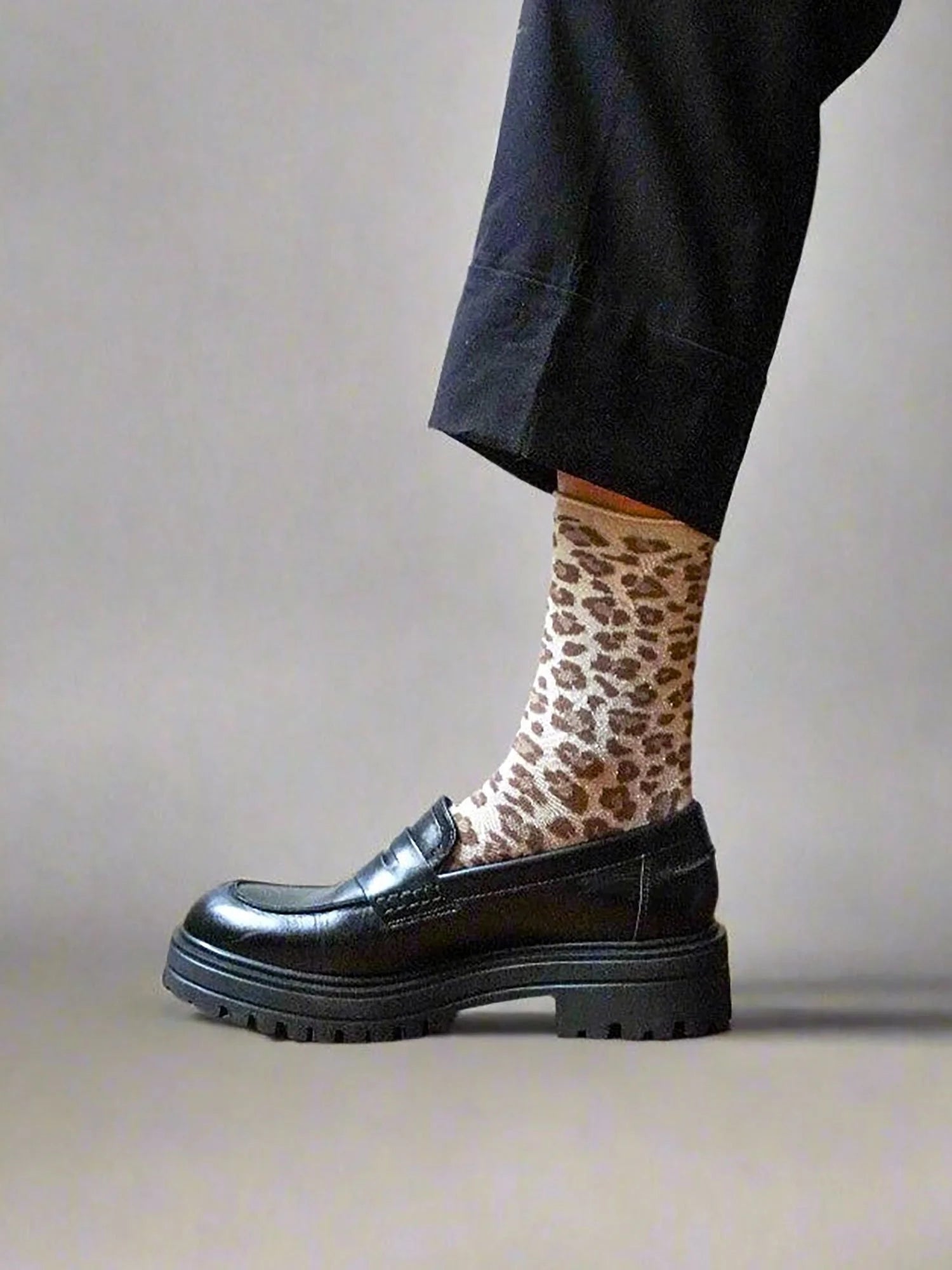 KLUE Glitter Lurex socks in eco-friendly Lyocell | Leopard beige