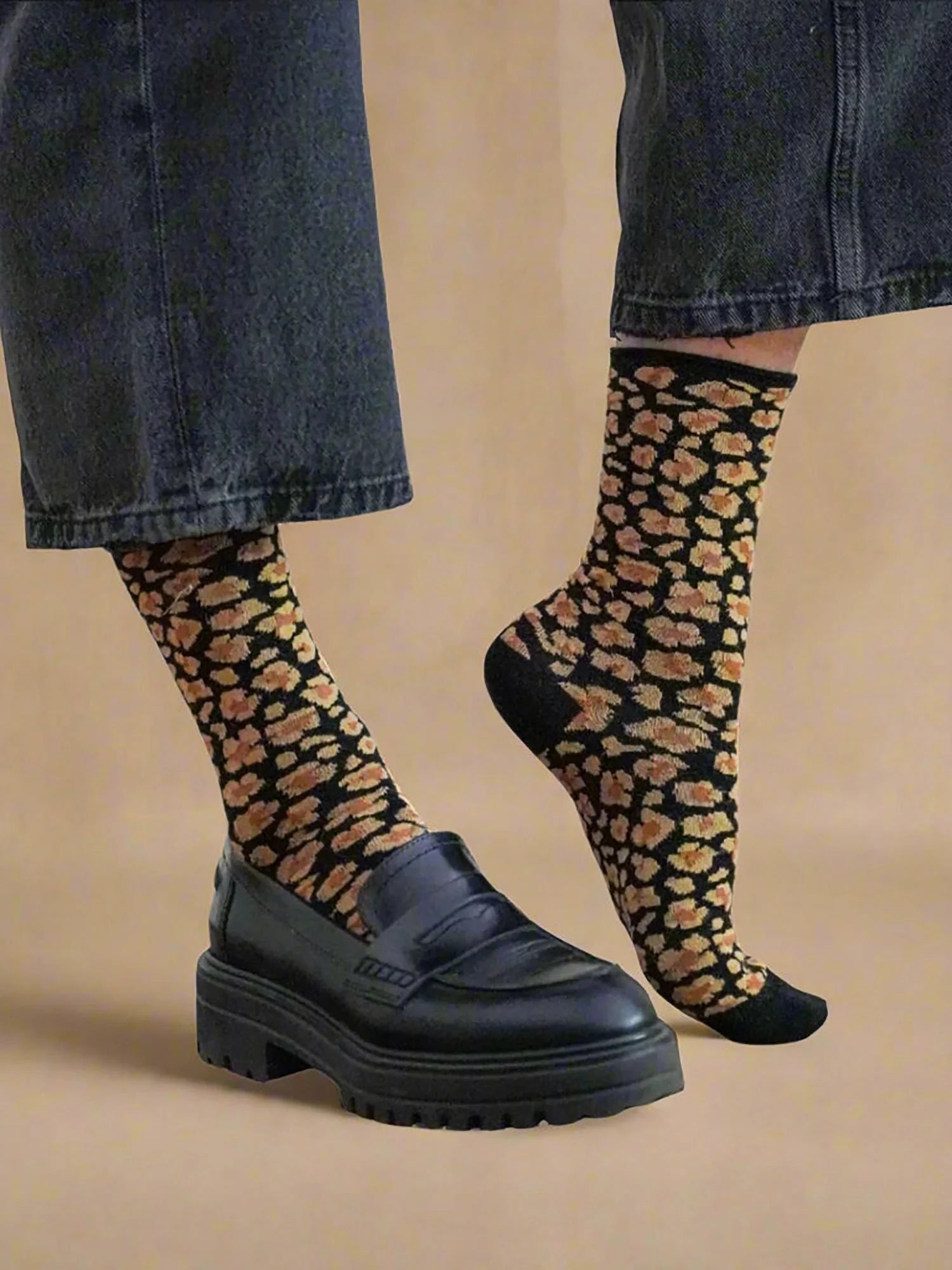 KLUE Glitter Lurex socks in eco-friendly Lyocell | Leopard amber
