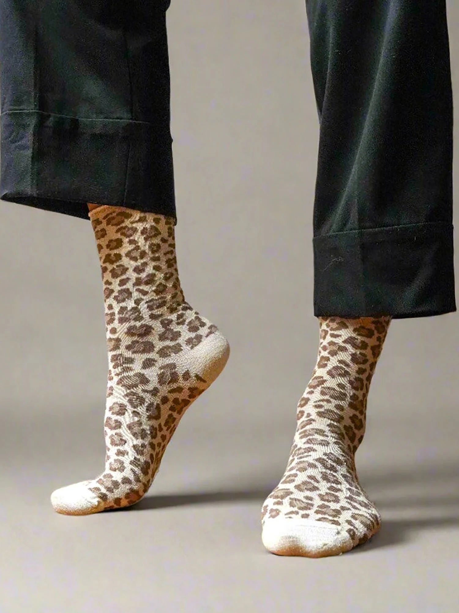 KLUE Glitter Lurex socks in eco-friendly Lyocell | Leopard amber
